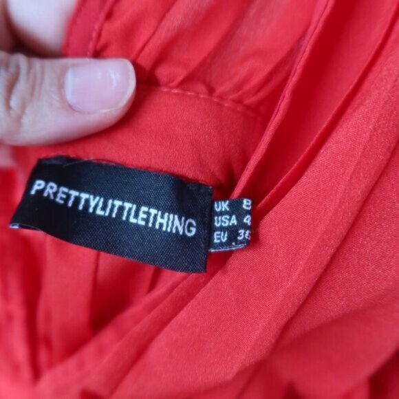 PrettyLittleThing Red Plunge Tie Back Pleated Long Sleeve Romper Women's Size 4 - Picture 10 of 12